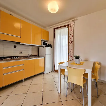 Apartamento Village With Pool And Garden *