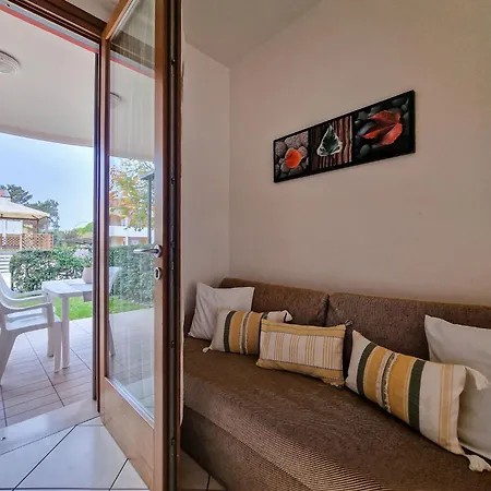 Village With Pool And Garden Bibione
